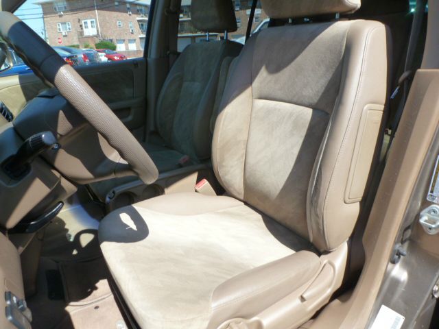 2004 Honda CR-V Challenger