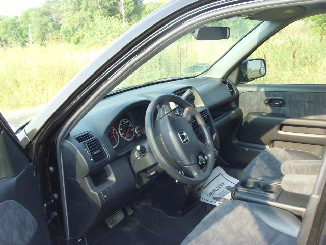 2004 Honda CR-V LS Truck