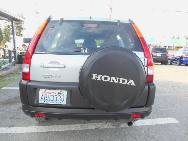2004 Honda CR-V LS Truck