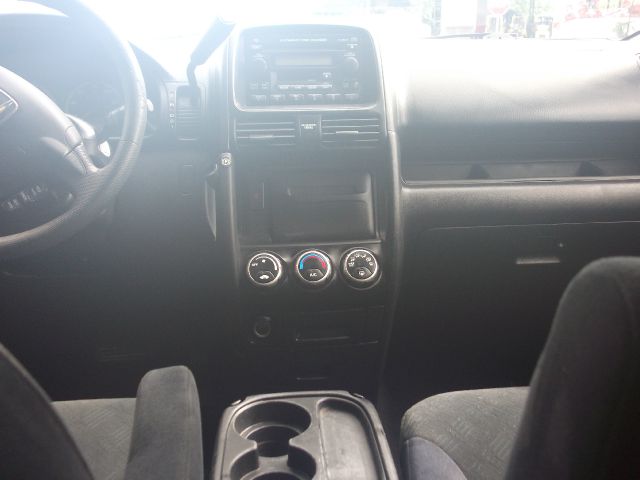 2005 Honda CR-V Challenger