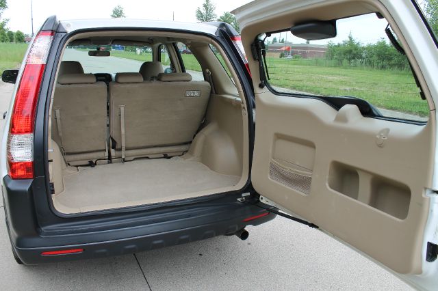 2006 Honda CR-V LS Truck