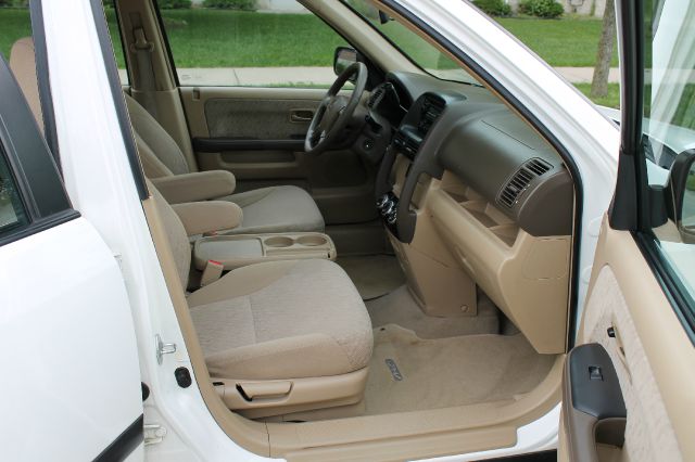 2006 Honda CR-V LS Truck