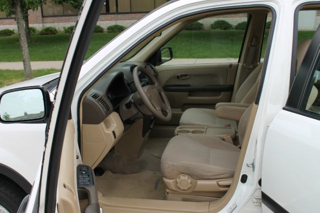 2006 Honda CR-V LS Truck