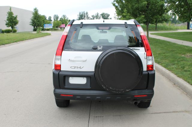 2006 Honda CR-V LS Truck