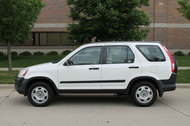 2006 Honda CR-V LS Truck