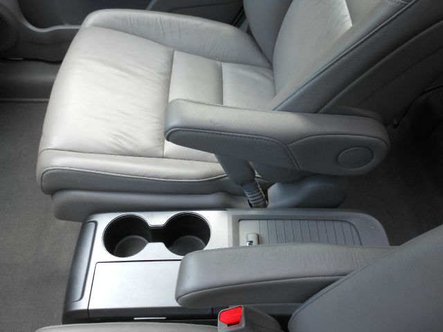 2007 Honda CR-V 4X4 Z71 DVD