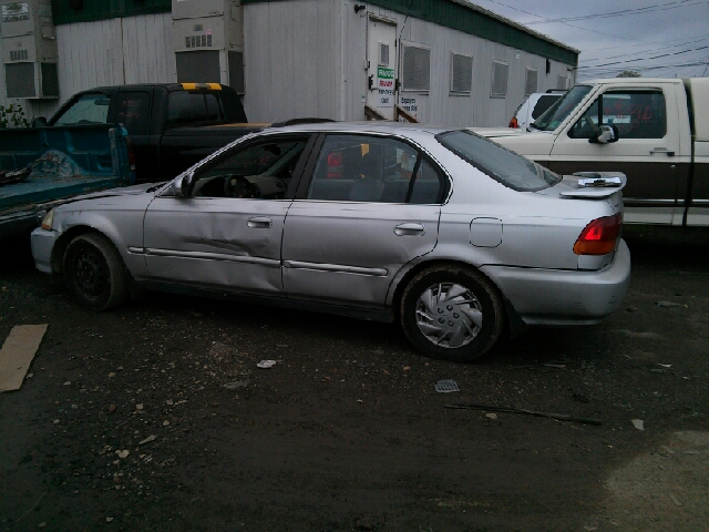 1997 Honda Civic ZQ8 LS