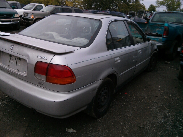 1997 Honda Civic ZQ8 LS