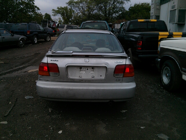 1997 Honda Civic ZQ8 LS