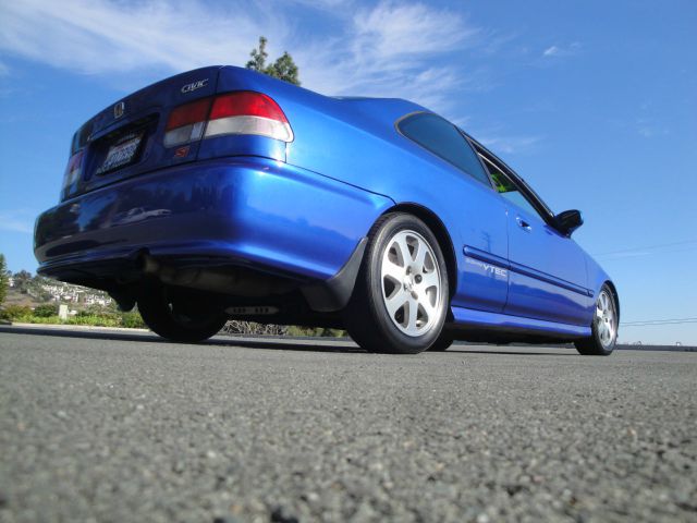 2000 Honda Civic LT 2