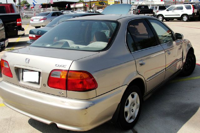 2000 Honda Civic ZQ8 LS