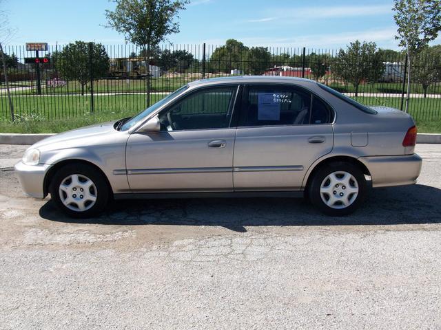 2000 Honda Civic ZQ8 LS