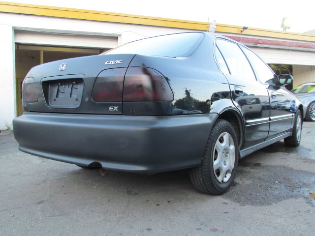 2000 Honda Civic ZQ8 LS