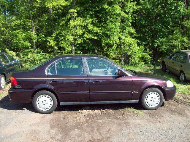 2000 Honda Civic T6 - AWD -navi 7 Passenger
