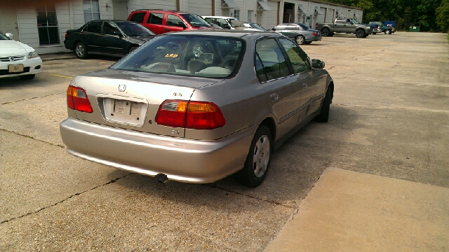 2000 Honda Civic ZQ8 LS