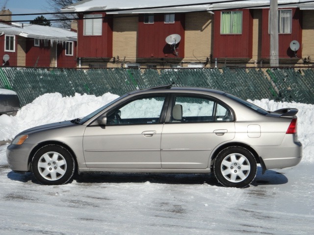 2002 Honda Civic ZQ8 LS