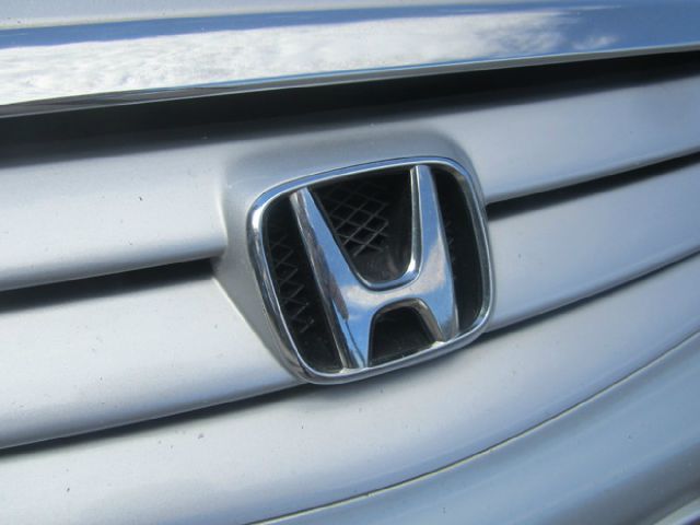 2002 Honda Civic ZQ8 LS