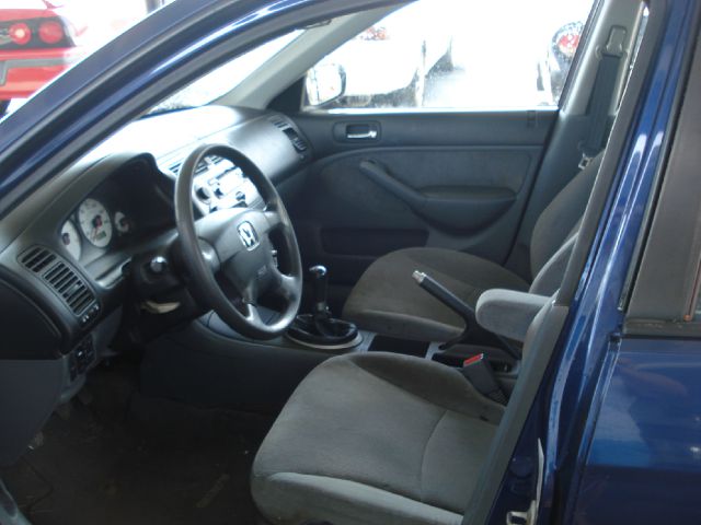 2002 Honda Civic ZQ8 LS