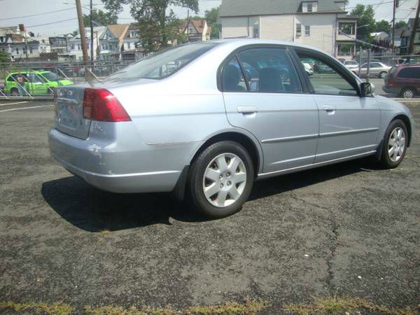 2002 Honda Civic ZQ8 LS