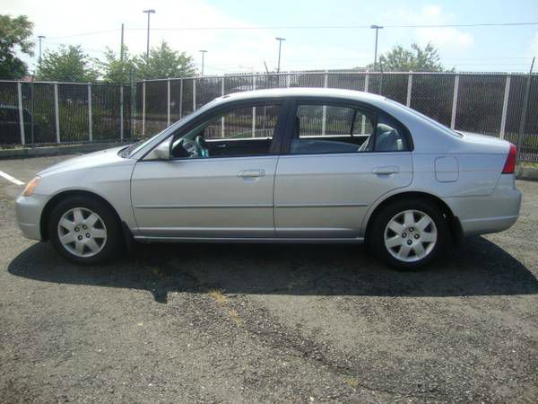 2002 Honda Civic ZQ8 LS