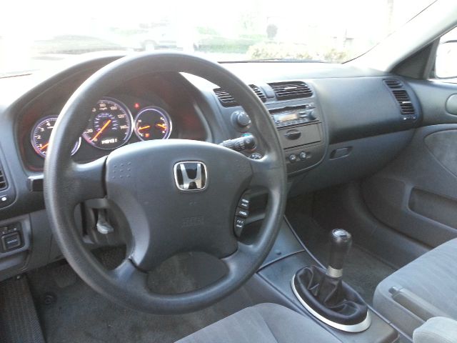 2004 Honda Civic ZQ8 LS