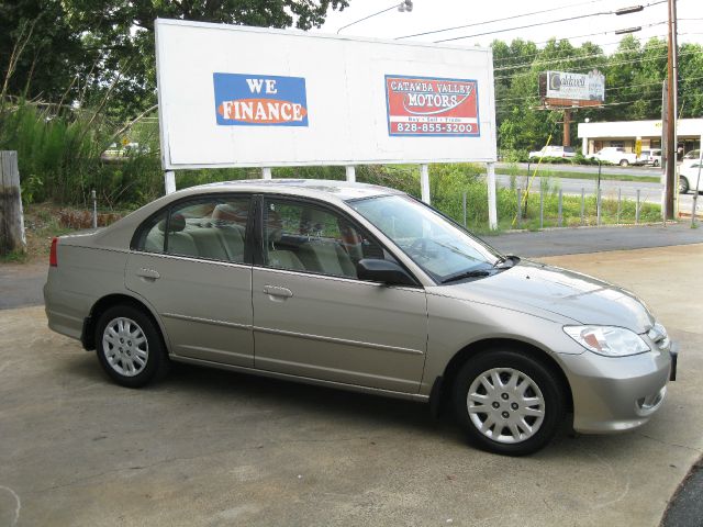 2004 Honda Civic 2dr Reg Cab 120.5 WB