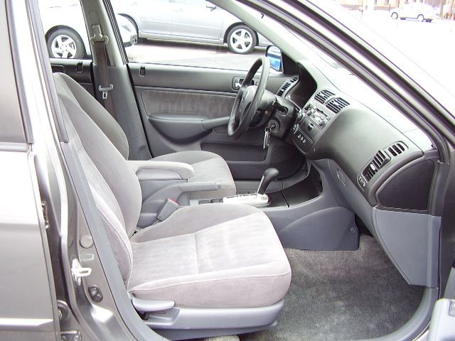 2004 Honda Civic 2dr Reg Cab 120.5 WB