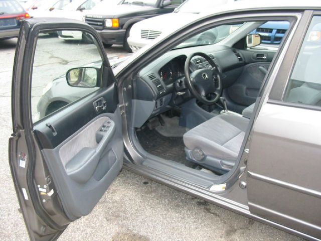 2004 Honda Civic 2dr Reg Cab 120.5 WB