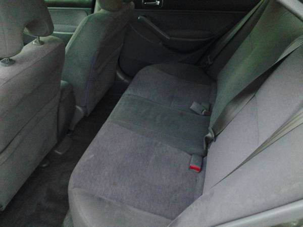 2004 Honda Civic 4DR SDN Hybrid