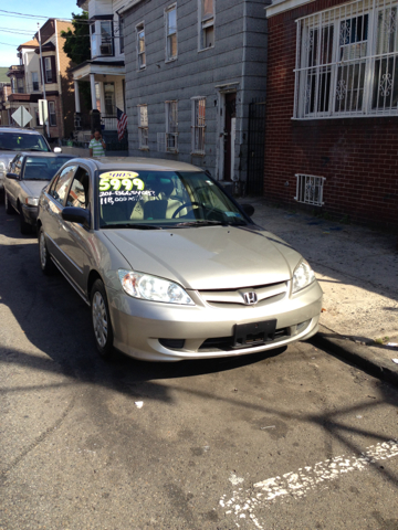 2005 Honda Civic 2dr Reg Cab 120.5 WB