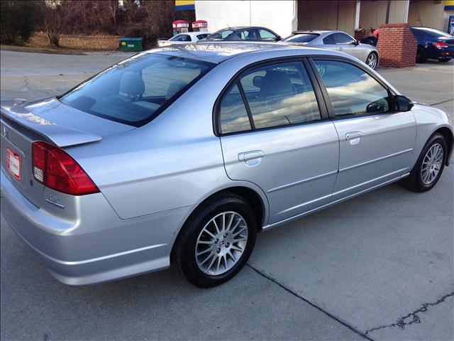 2005 Honda Civic 2dr Reg Cab 120.5 WB