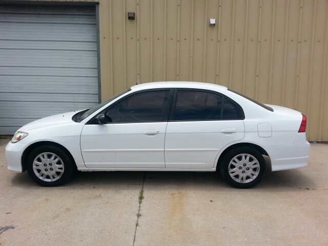 2005 Honda Civic 2dr Reg Cab 120.5 WB