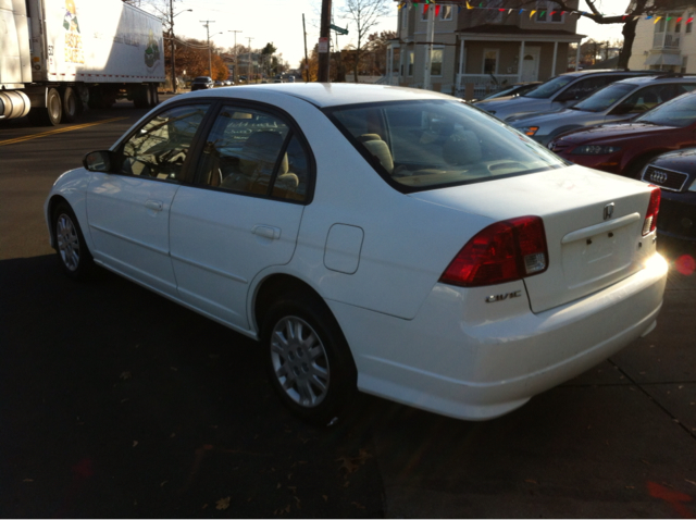 2005 Honda Civic 2dr Reg Cab 120.5 WB