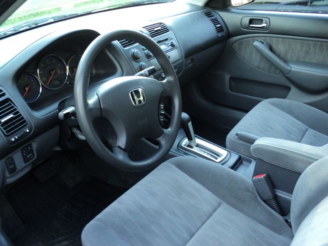 2005 Honda Civic 2dr Reg Cab 120.5 WB