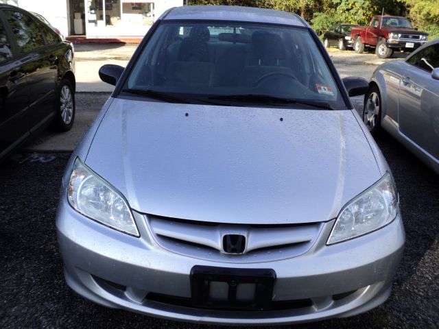 2005 Honda Civic 2dr Reg Cab 120.5 WB