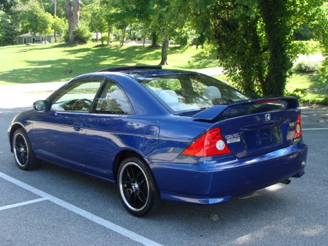 2005 Honda Civic WS Reg. Cab Short Bed 2WD