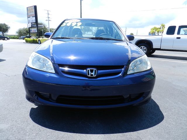 2005 Honda Civic 2dr Reg Cab 120.5 WB
