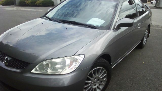 2005 Honda Civic 2dr Reg Cab 120.5 WB