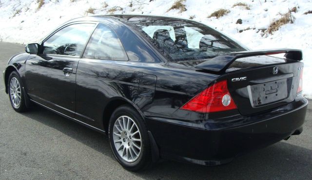 2005 Honda Civic 2dr Reg Cab 120.5 WB