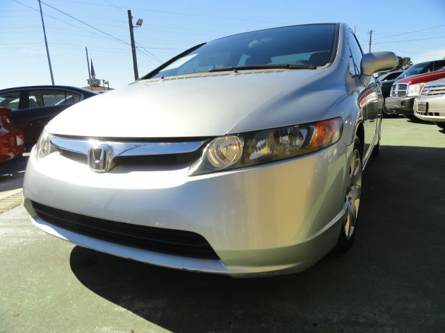 2006 Honda Civic 2dr Reg Cab 120.5 WB