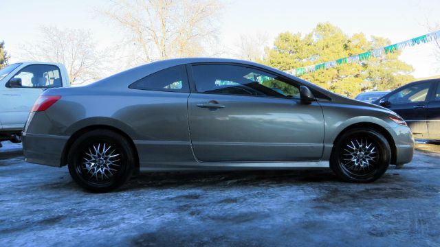 2006 Honda Civic 2dr Reg Cab 120.5 WB