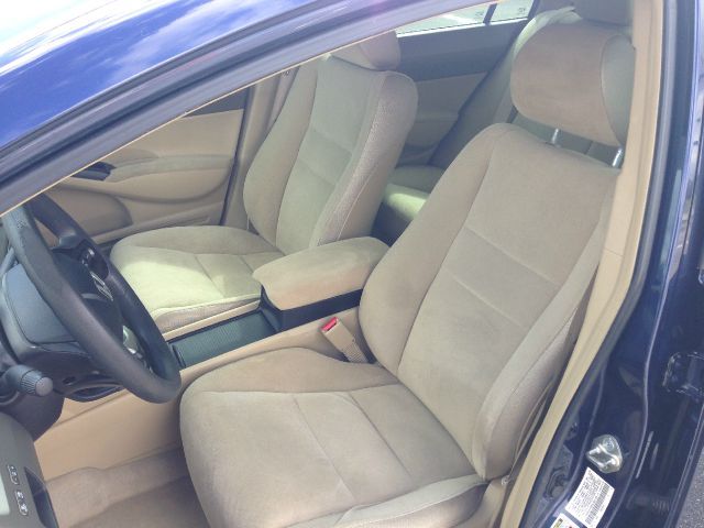 2006 Honda Civic 2dr Reg Cab 120.5 WB