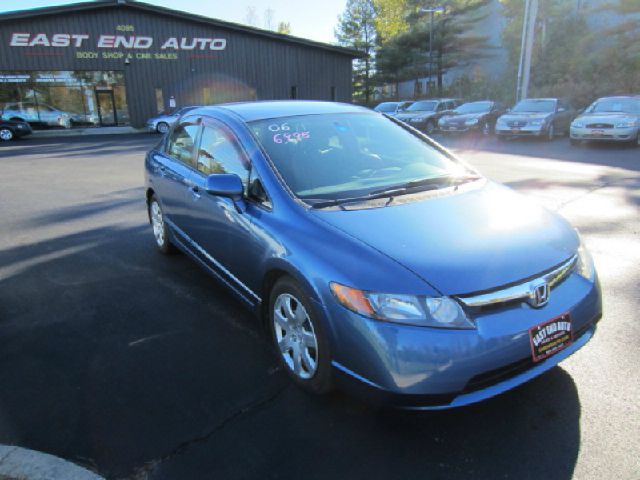 2006 Honda Civic 2dr Reg Cab 120.5 WB