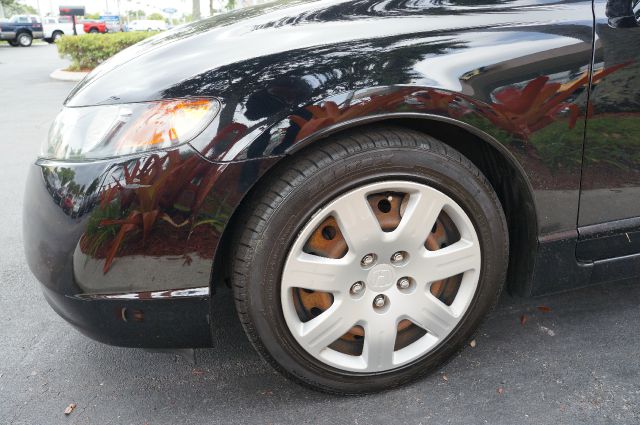 2006 Honda Civic 2dr Reg Cab 120.5 WB