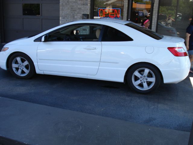 2006 Honda Civic 2dr Reg Cab 120.5 WB