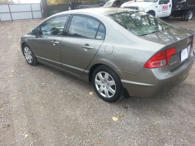 2006 Honda Civic 2dr Reg Cab 120.5 WB