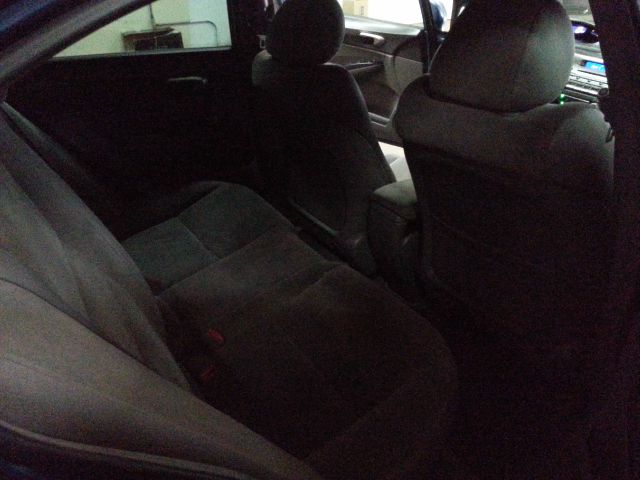 2006 Honda Civic 2dr Reg Cab 120.5 WB