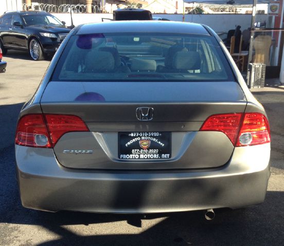 2006 Honda Civic 2dr Reg Cab 120.5 WB