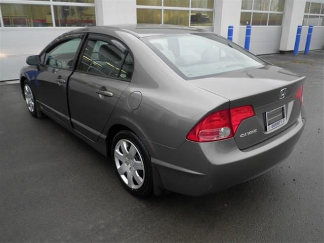 2006 Honda Civic 4DR SE (roof)