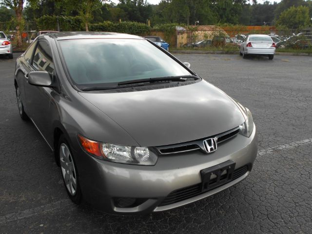 2006 Honda Civic 2dr Reg Cab 120.5 WB